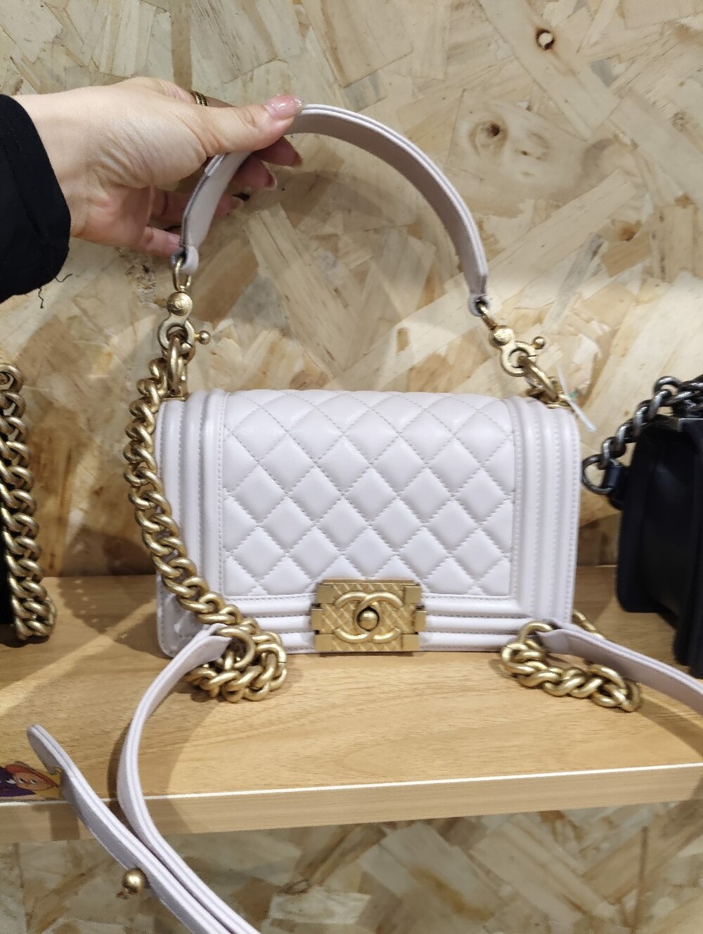 Chanel Quilted Chain-Handle Women’s Shoulder Bag in Light Pink